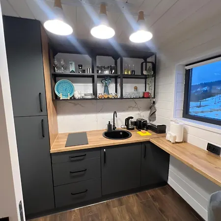 Under Sky - з теплим басейном ,чаном-джакузі, панорамною ванною та Playstation 5 *